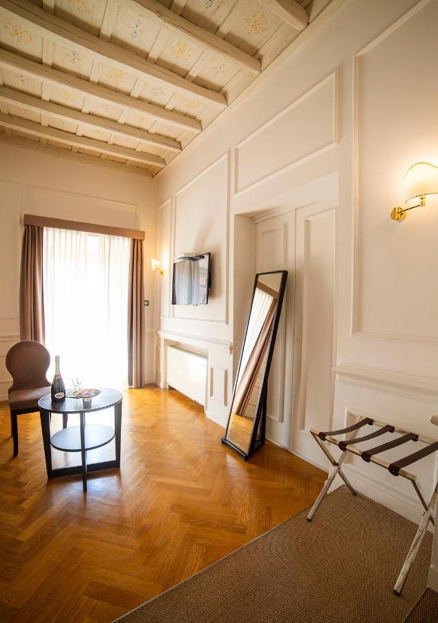 Splendor Suite Rome - Suites & Apartments Bagian luar foto