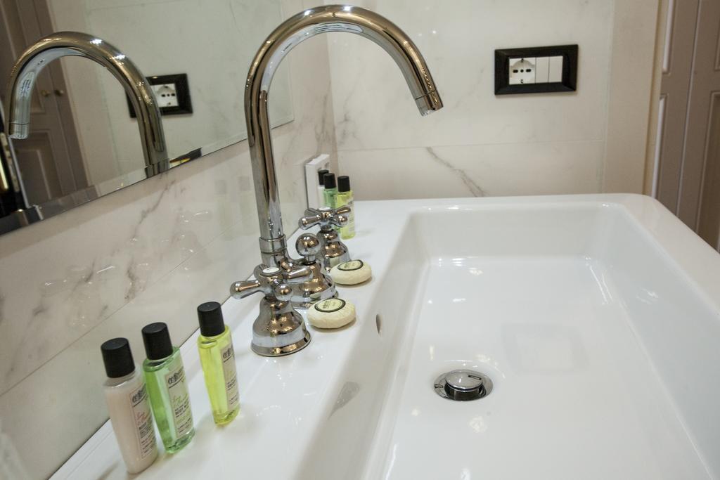 Splendor Suite Rome - Suites & Apartments Bagian luar foto