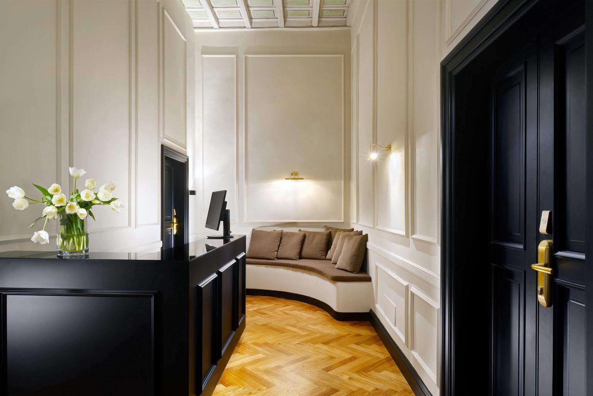 Splendor Suite Rome - Suites & Apartments Bagian luar foto